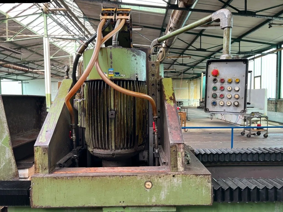 Grinding Machine AR45