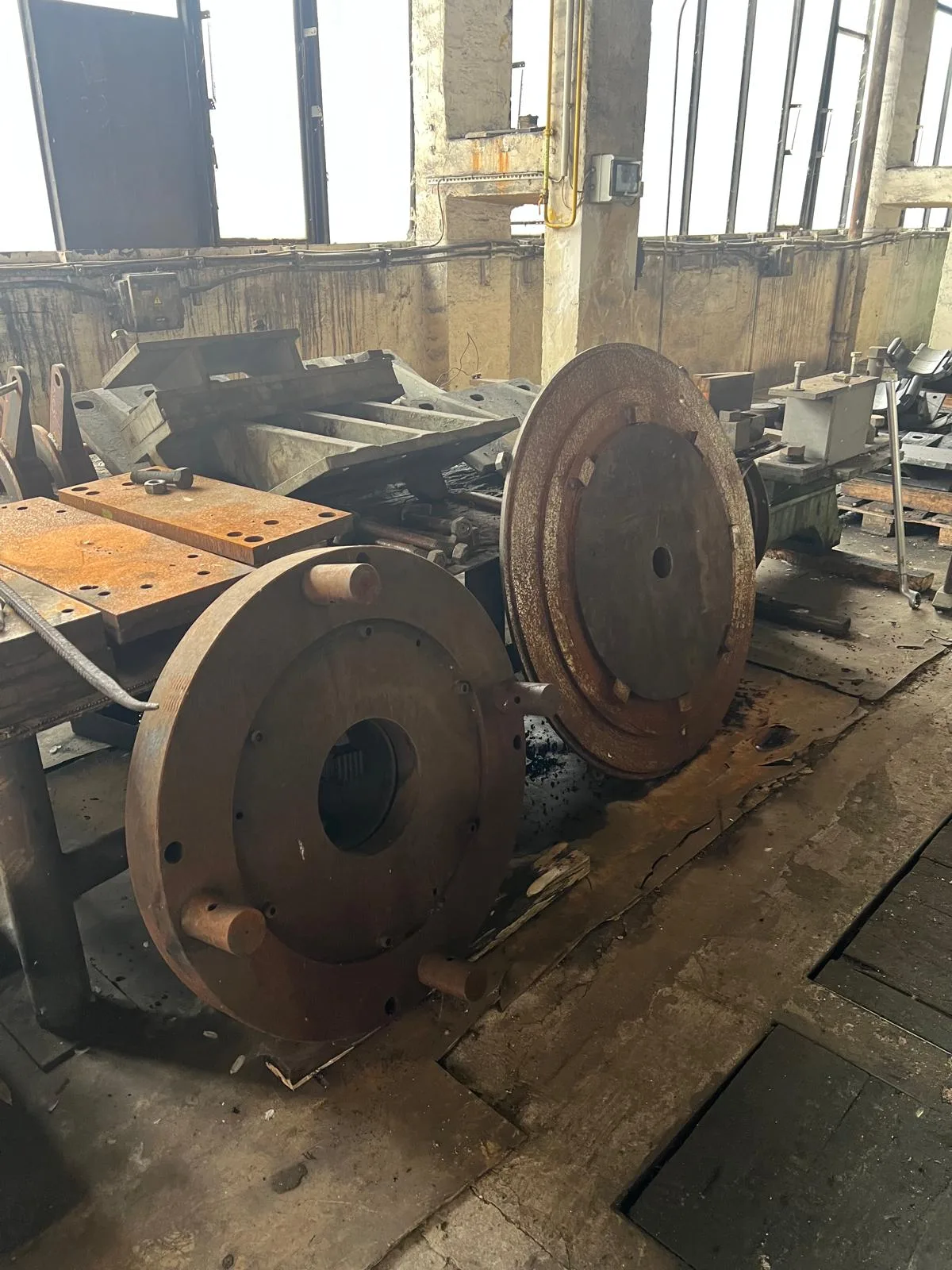 HEAVY DUTY LATHE – SR 2000 × 10000 view 4
