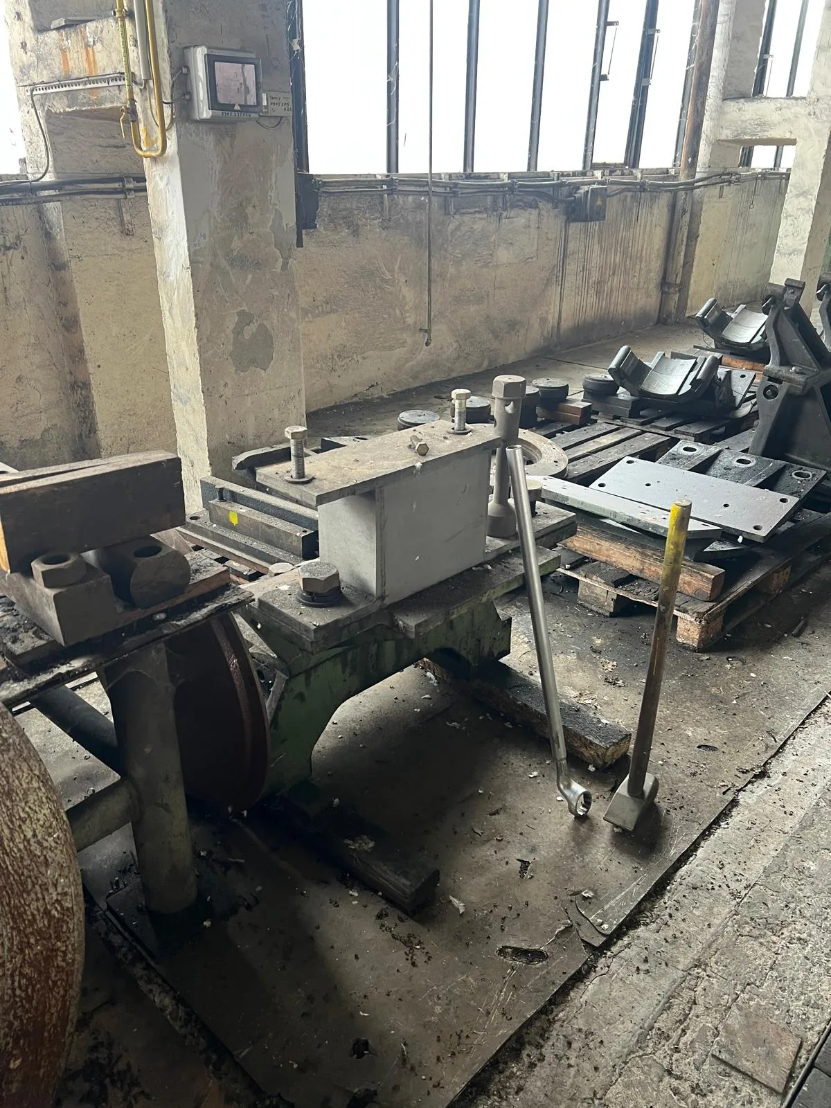 HEAVY DUTY LATHE – SR 2000 × 10000 view 8
