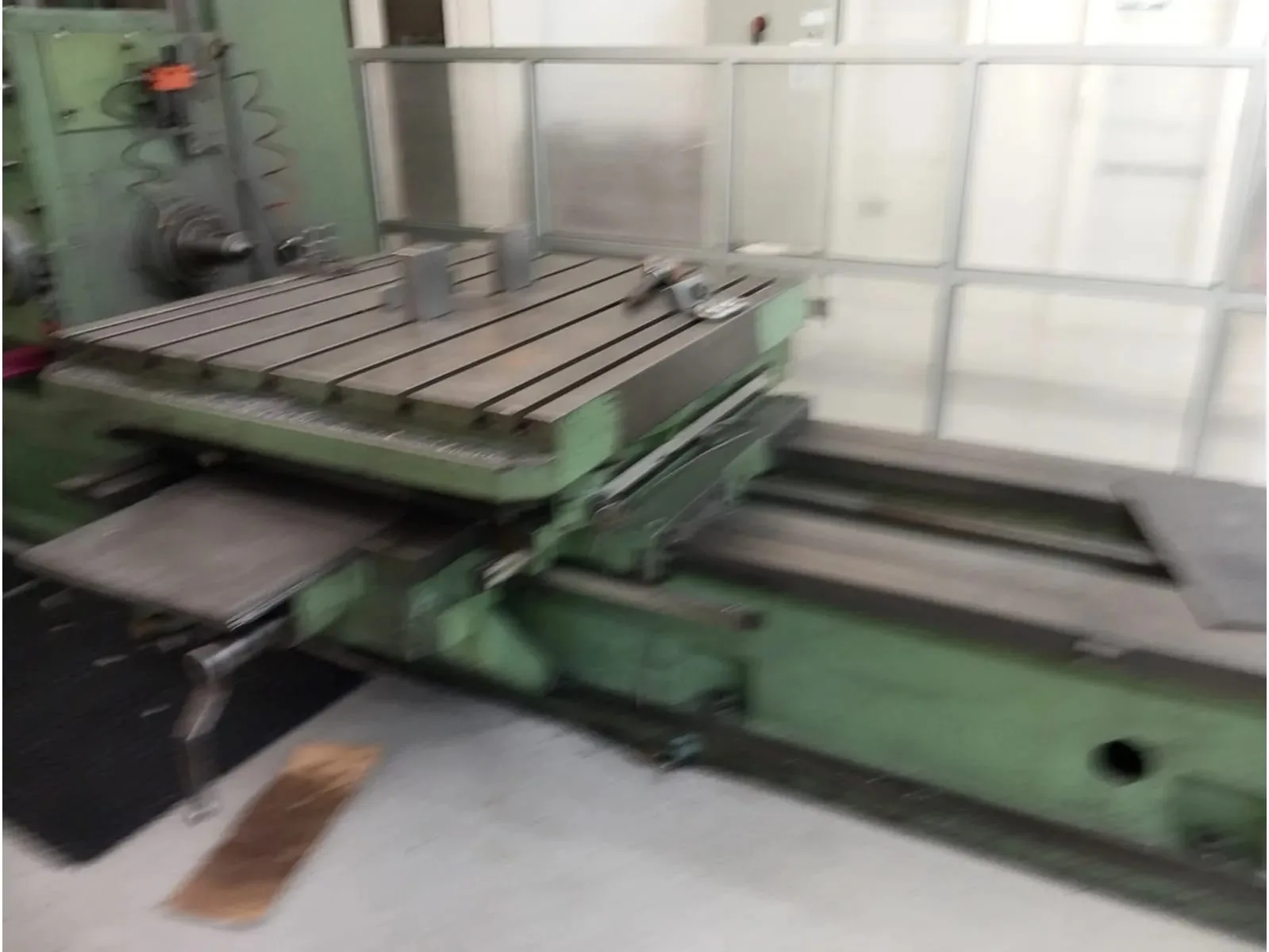 Horizontal Boring Mill TOS H100A view 2