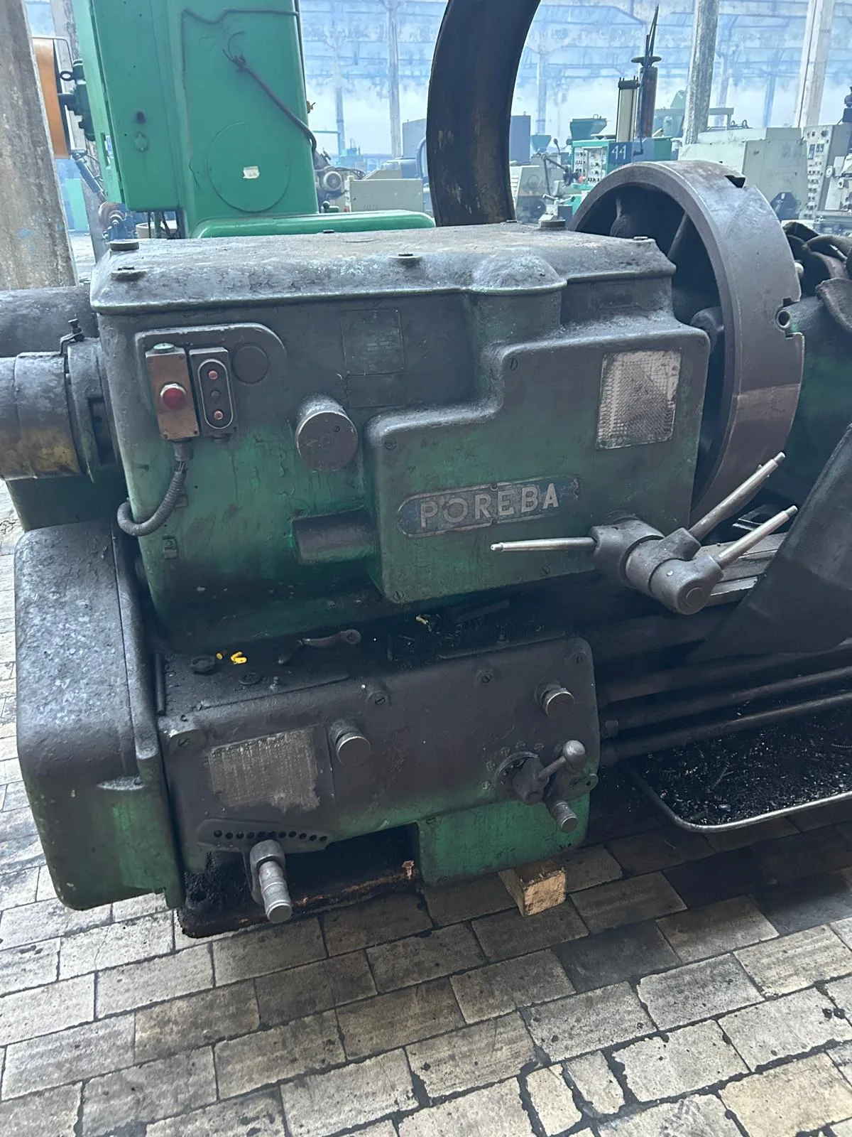 Horizontal Turning Lathe POREBA TR 90/14000 view 4