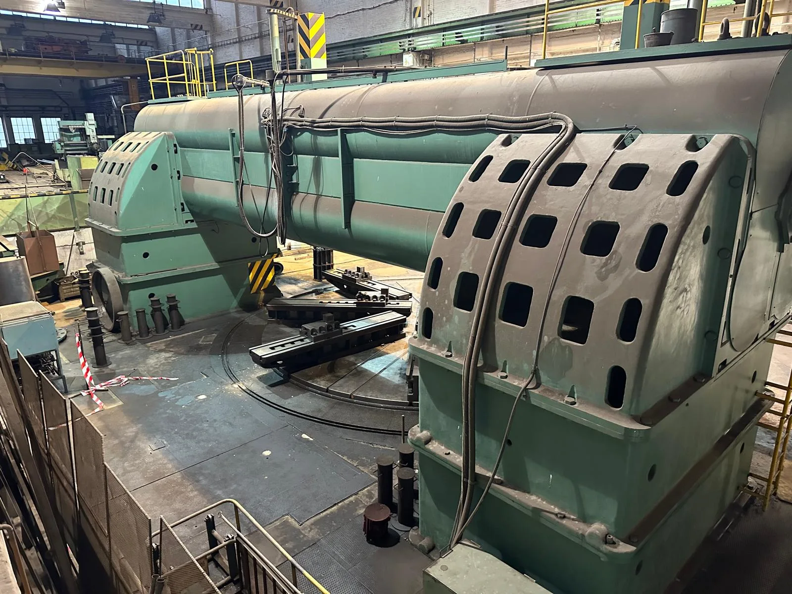 HUGE VERTICAL TURNING LATHE SK-125 view 3