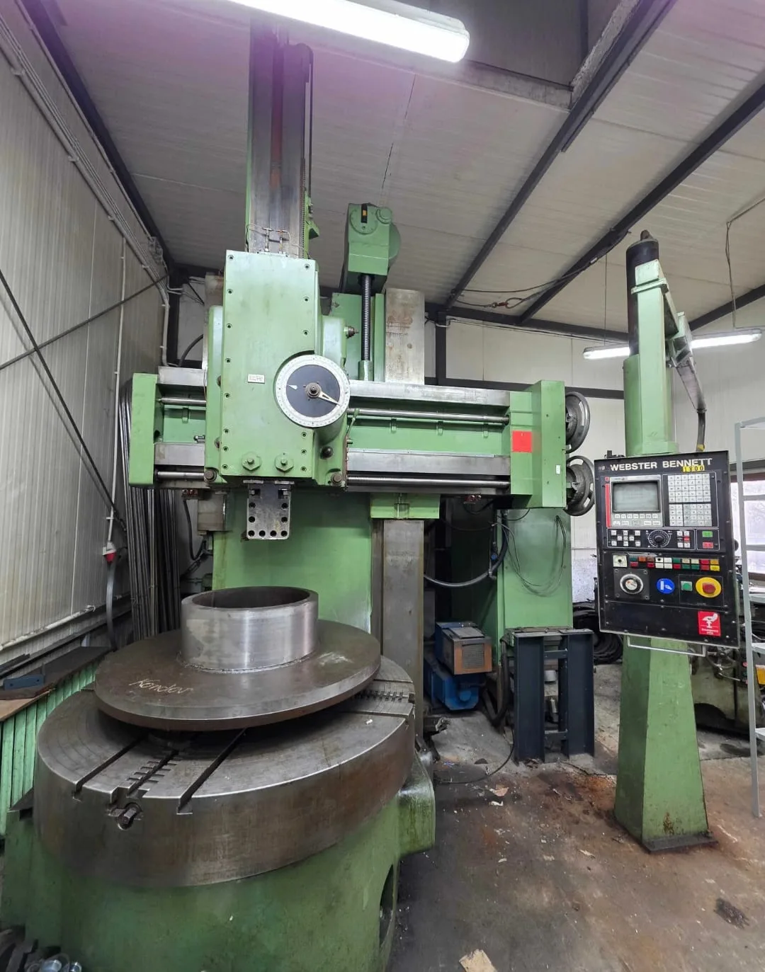 Vertical Turret Lathe Webster & Bennett 1800 view 4