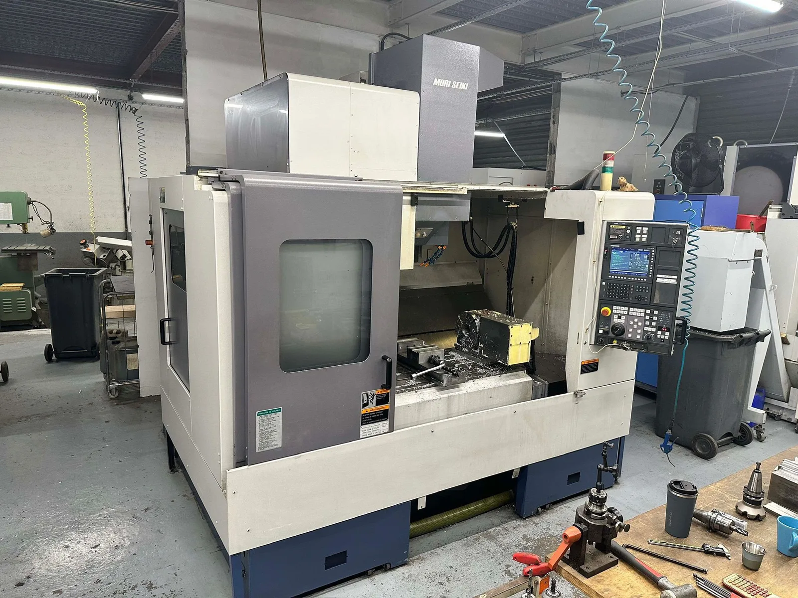 Vertical Machining Center SV-503B/40 view 4