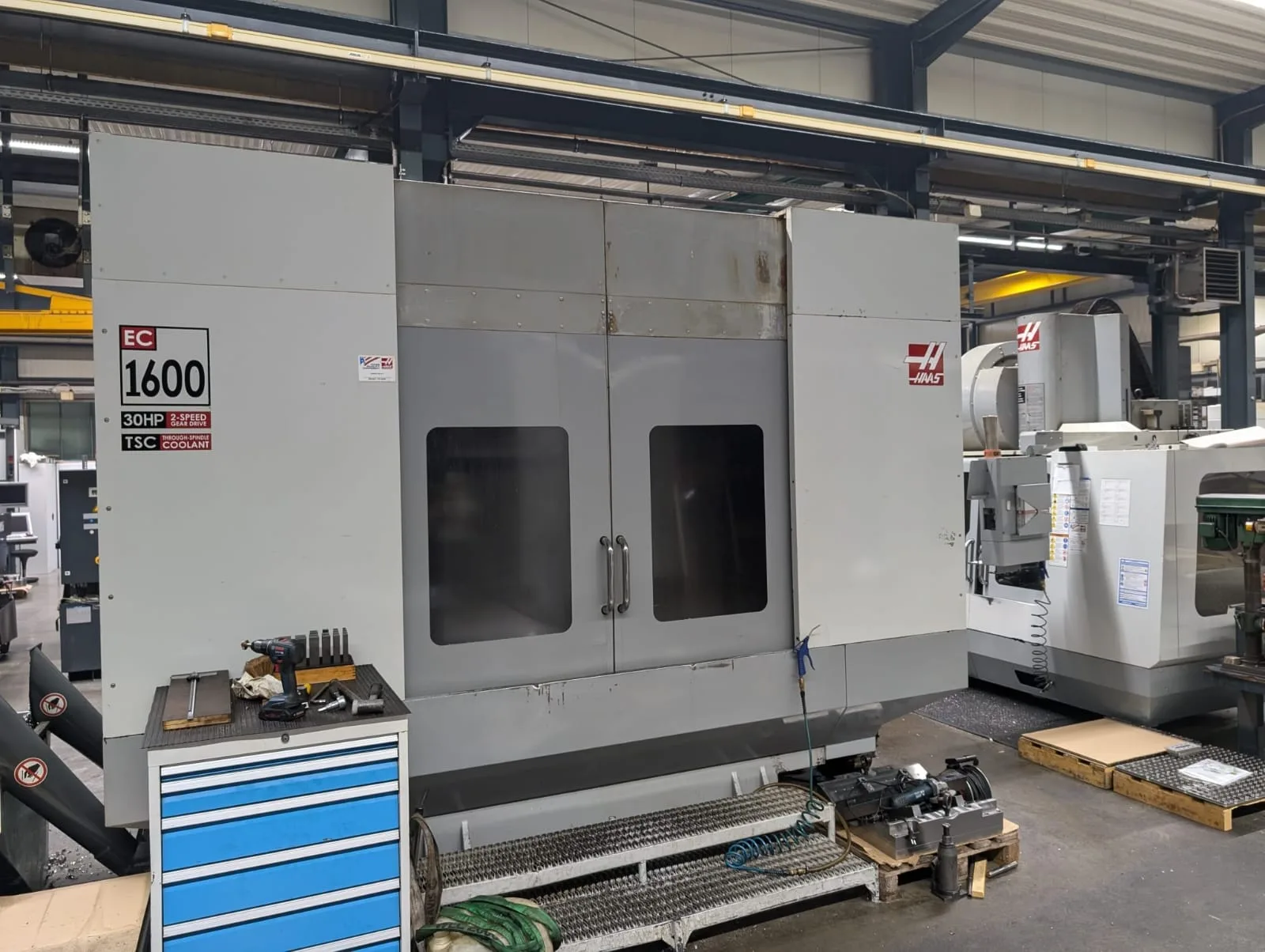 HAAS EC 1600 – 4-AXIS HORIZONTAL MACHINING CENTER