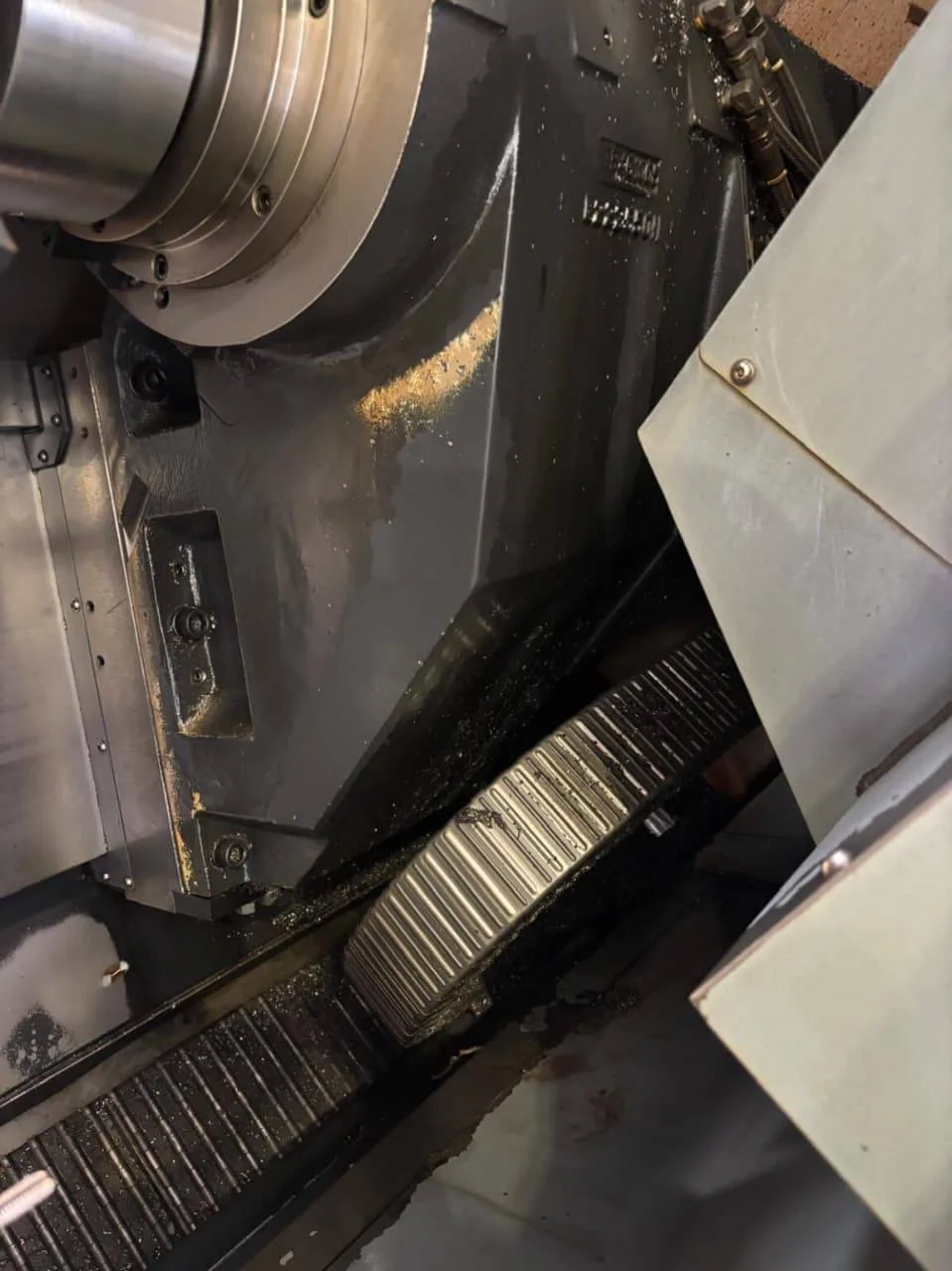 Multitasking CNC Turning & Milling Center DOOSAN PUMA TT2500SY view 3