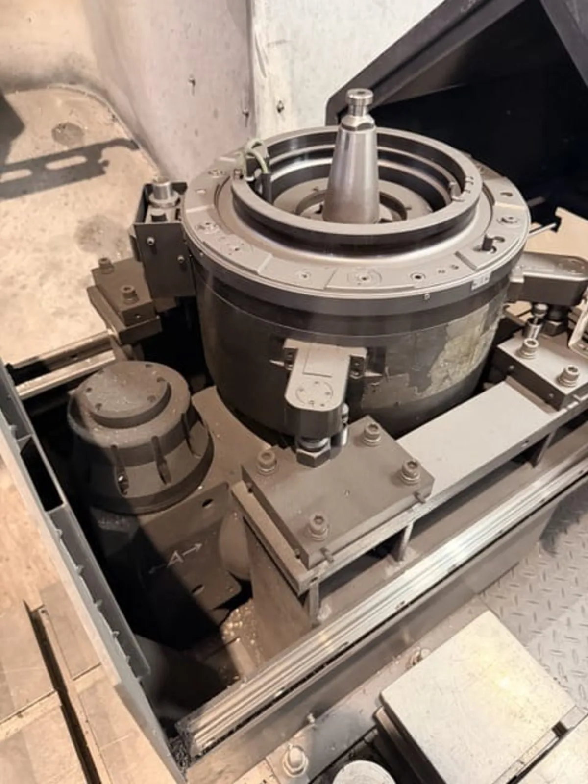 Portal Machining Center (5-Axis) view 4