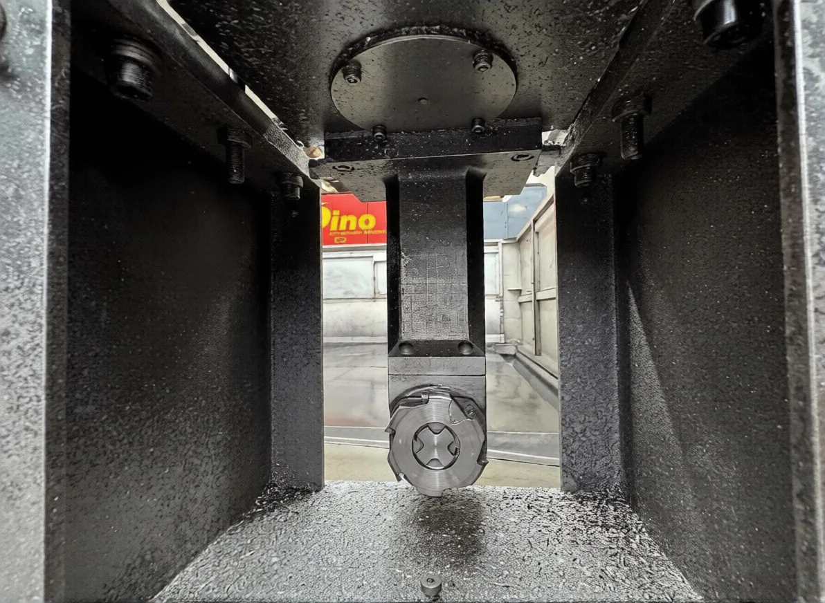 VERTICAL MACHINING CENTRE AWEA LP 3021 view 6