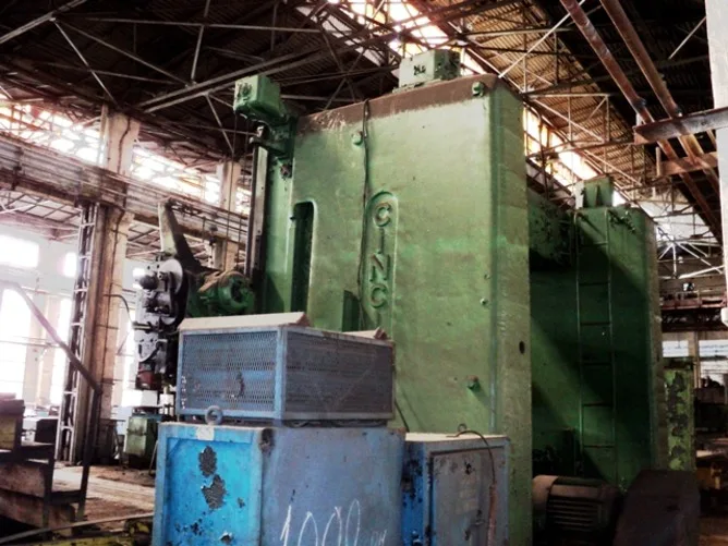 Vertical Turning Lathe CINCINNATI view 2